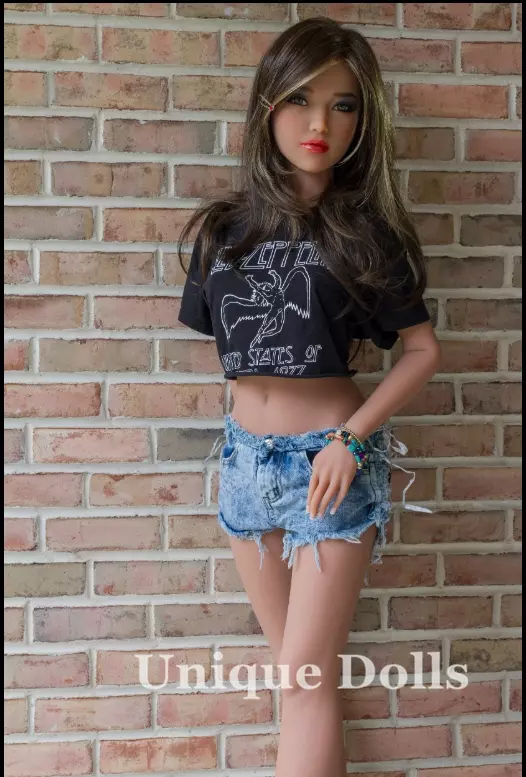 6ye-150cm B cup sex doll Laura